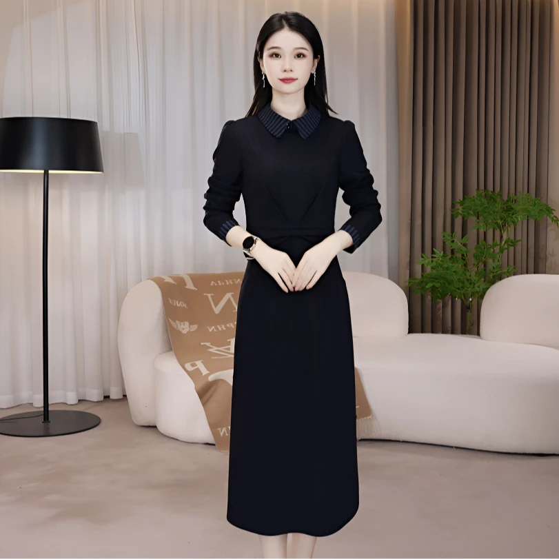 新品上新2025年秋季显瘦气质长袖时尚藏蓝色收腰显瘦气质连衣裙