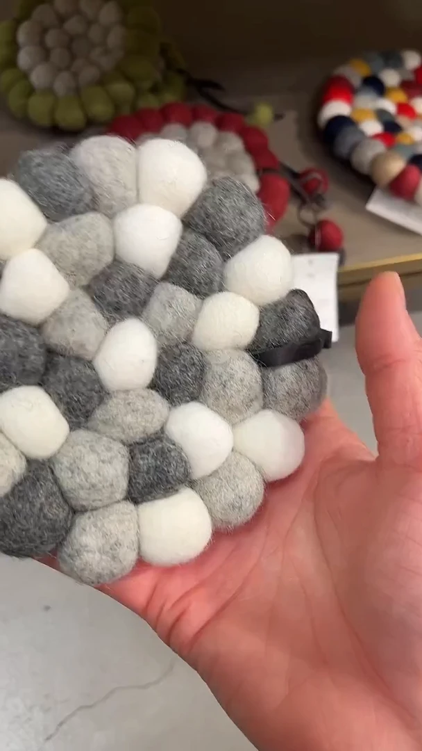 【预售】灰白杯垫*一个