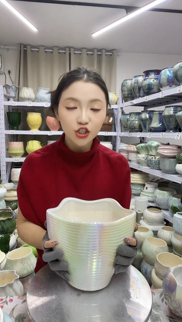 【12.3】花盆 高度：  17口径：18