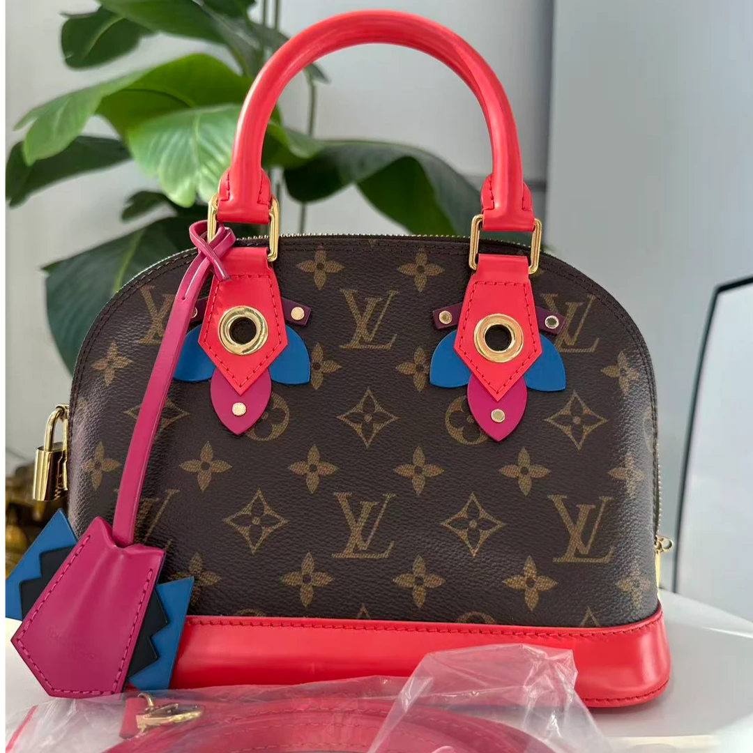 95新 LouisVuitton/路易威登 老花拼红怪兽贝壳/单肩时尚女士包