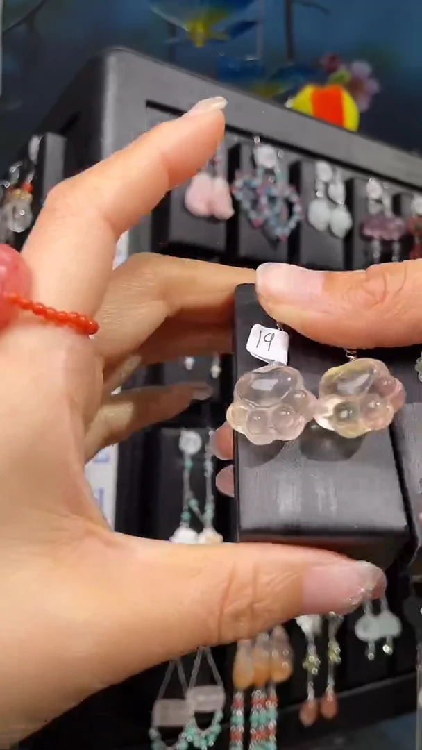 未镶嵌萤石耳饰蓝*姐 蓝小姐