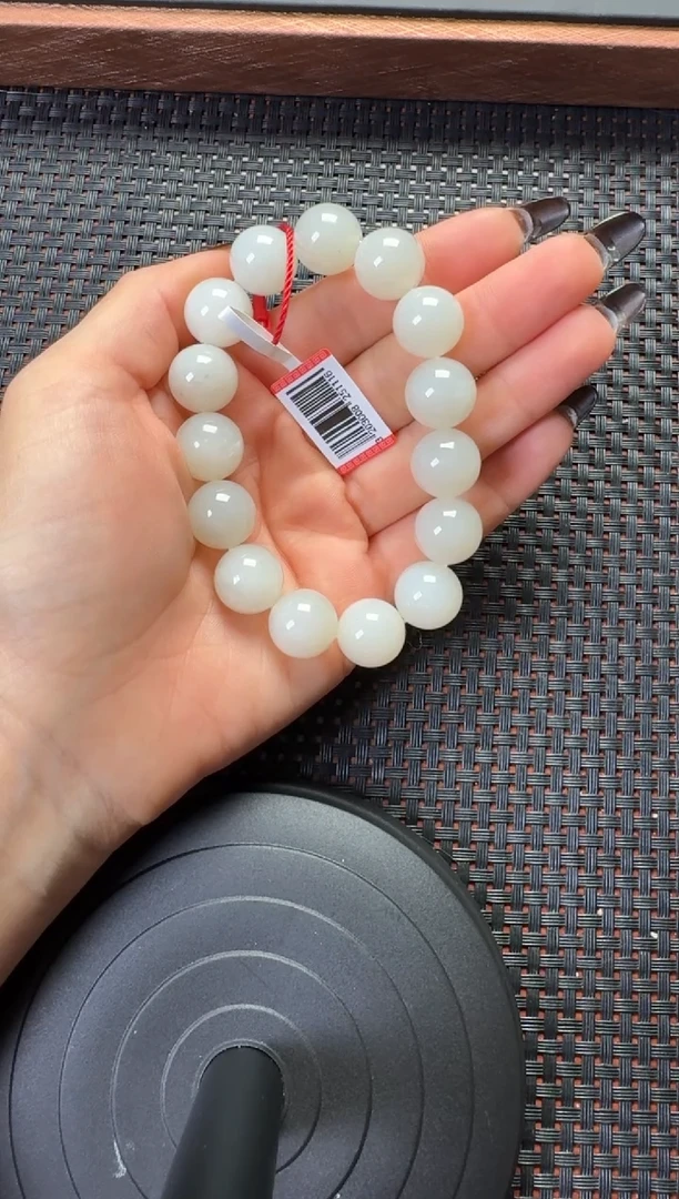 未镶嵌手串和田玉黑山料卡14手串