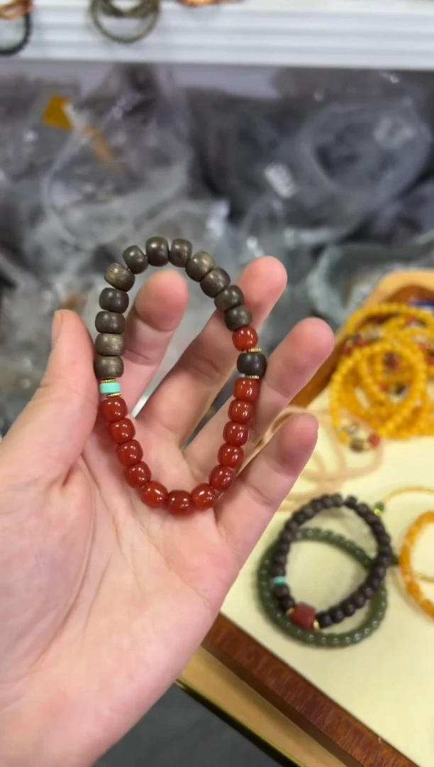 【闪购商品】玛瑙/玉髓手链未镶嵌柿子红玛瑙奇楠款手链[3400]