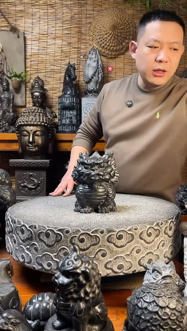 石材天然青石雕刻20Q版麒麟