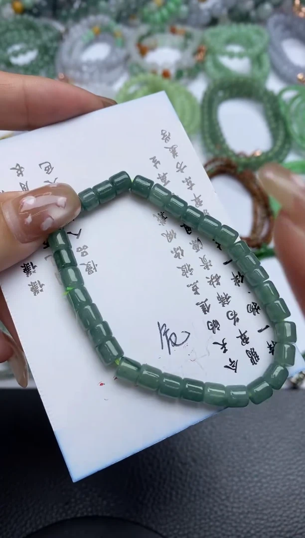 未镶嵌定制翡翠翡翠毛货~