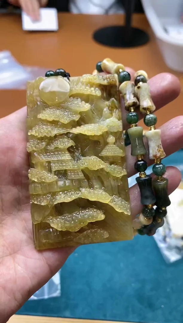 【闪购商品】蛇纹石玉其它未镶嵌多样性发货一个
