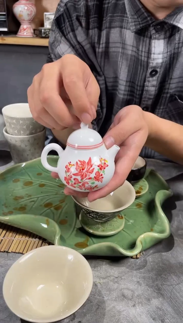 2号磁州窑红绿彩手绘手把壶