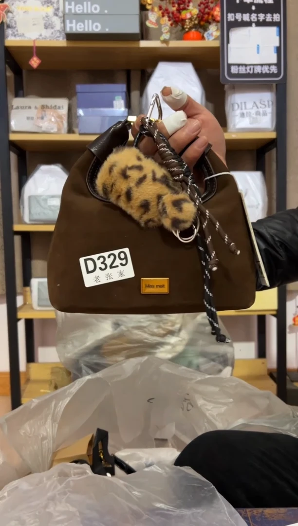 小牛剖层皮革老张家女包329