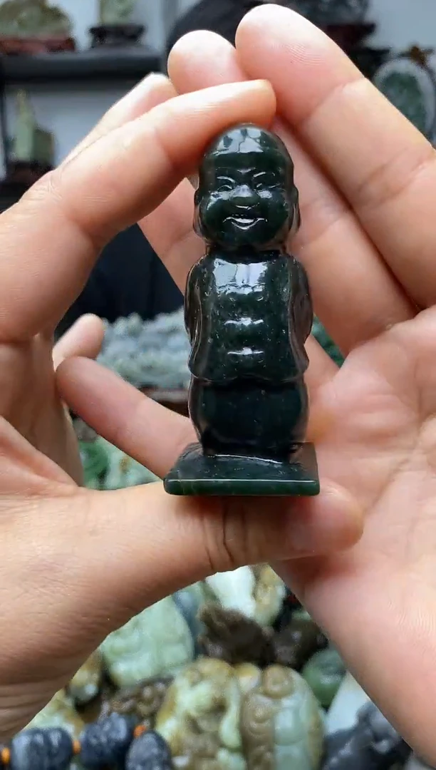 未镶嵌和田玉把件1