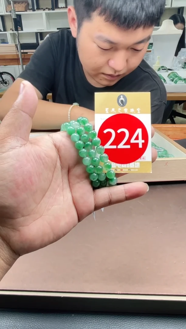 未镶嵌手串石英质玉卡9+多样性发其一