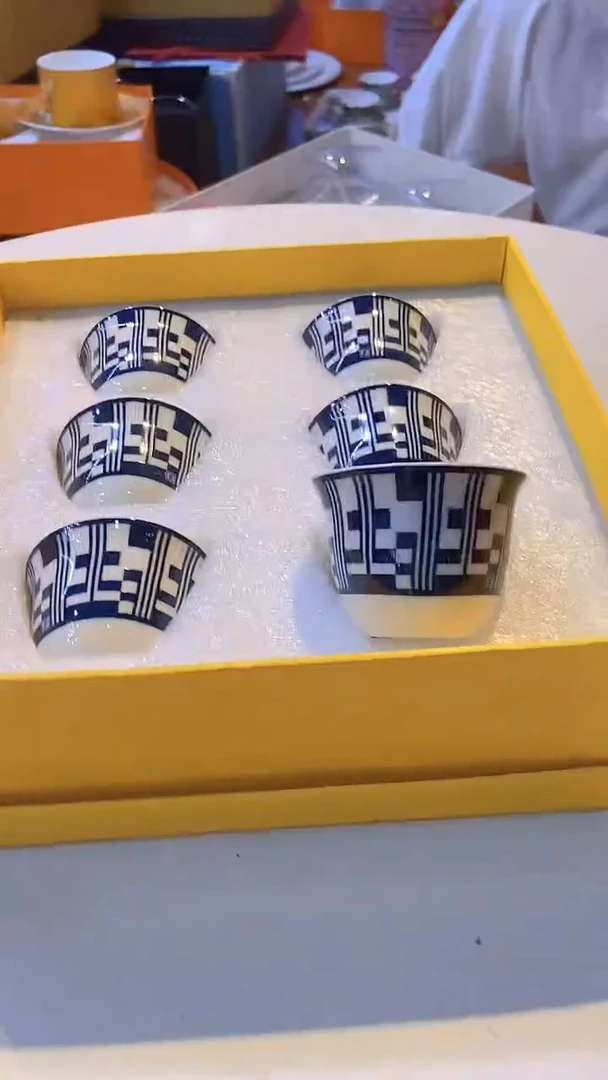 鸿辉家品牌瓷器，京东包邮！