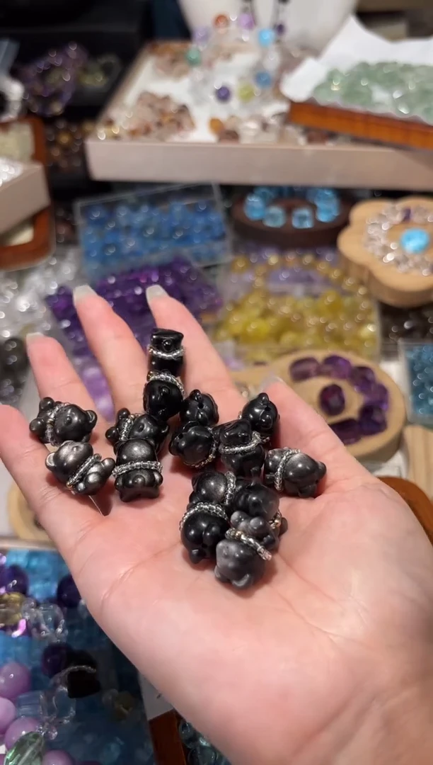 水晶手串未镶嵌双眼银耀小熊一个卡13*18