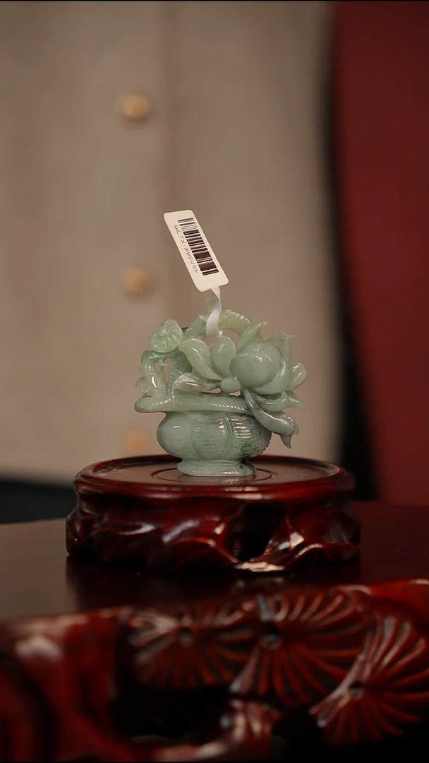 未镶嵌摆件翡翠一品青莲