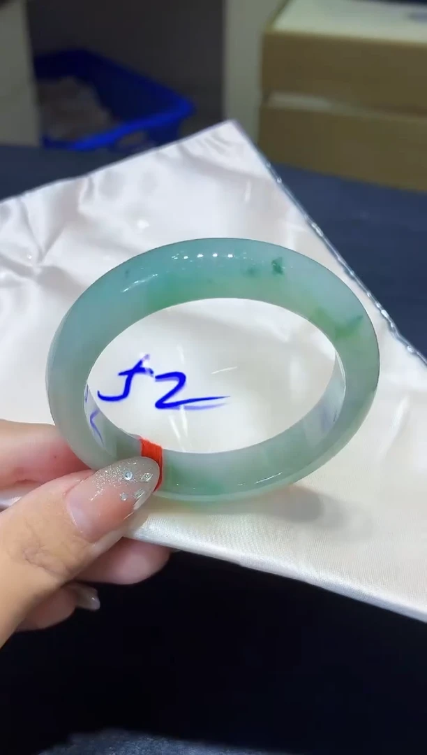 未镶嵌手镯翡翠翡翠手镯52