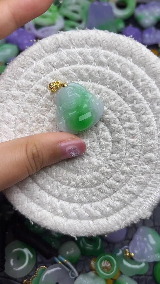 颈饰未镶嵌翡翠缅甸翡翠吊坠