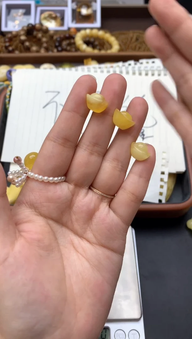 【闪购商品】琥珀珠宝奇石未镶嵌117琥珀蜜蜡3单多样性随机发其一