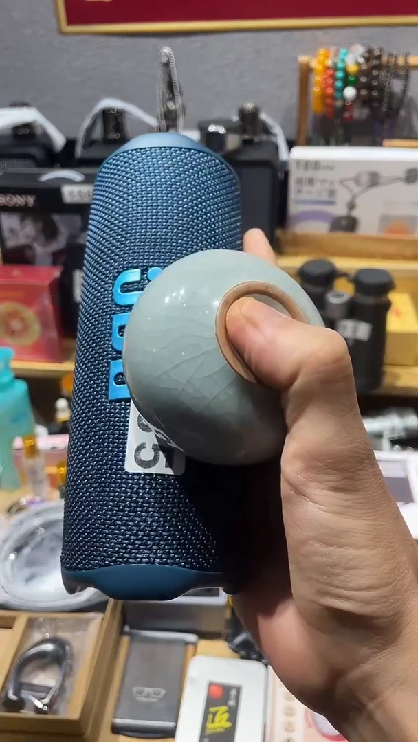 瓷片闪购商品 如图所示