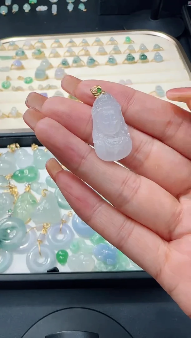 【闪购商品】翡翠颈饰18K金镶嵌TZG0115155