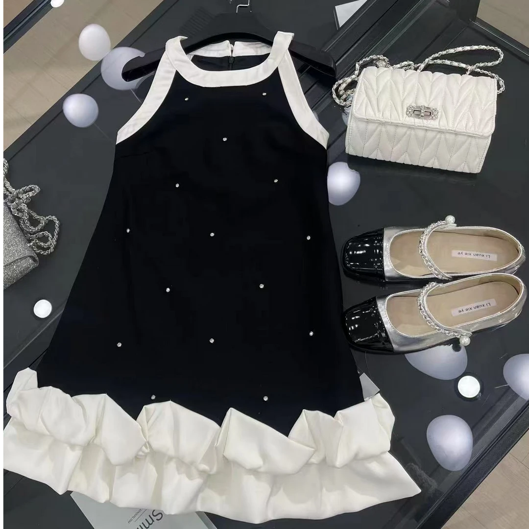 拼色极简风挂脖式夏季法式连衣裙黑色显瘦百搭拼接气质休闲