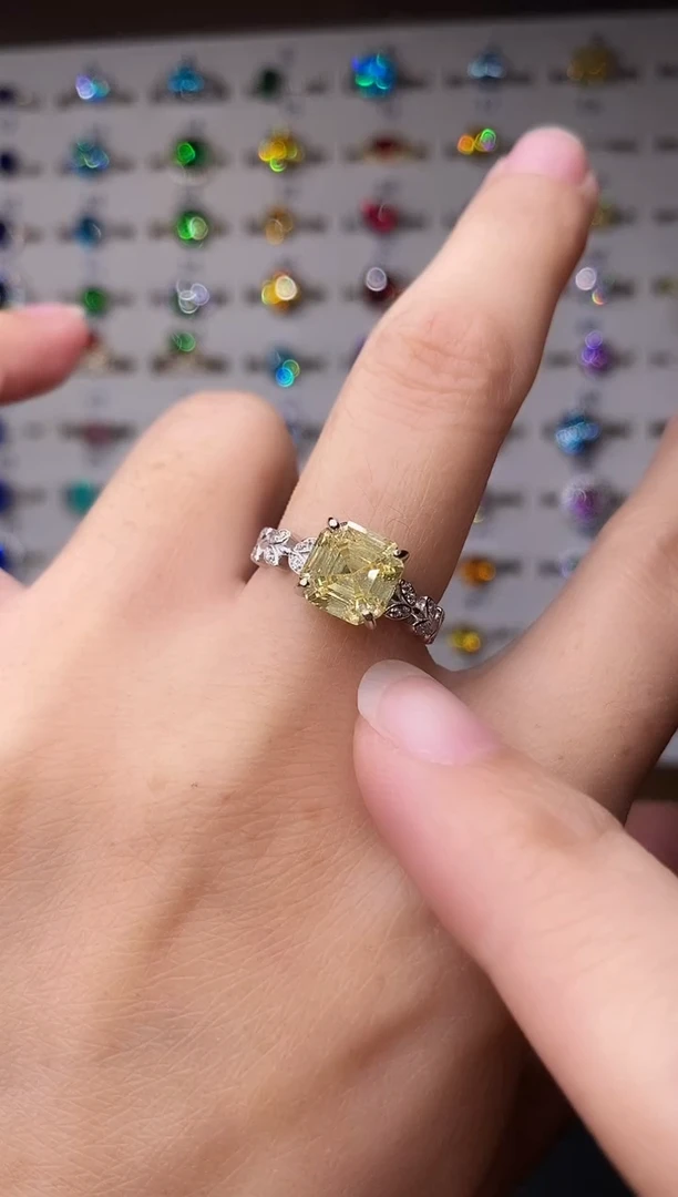 5克拉蓝宝石（处理）欧美风戒指