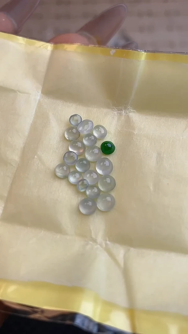 【闪购商品】翡翠耳饰未镶嵌天然A货翡翠2