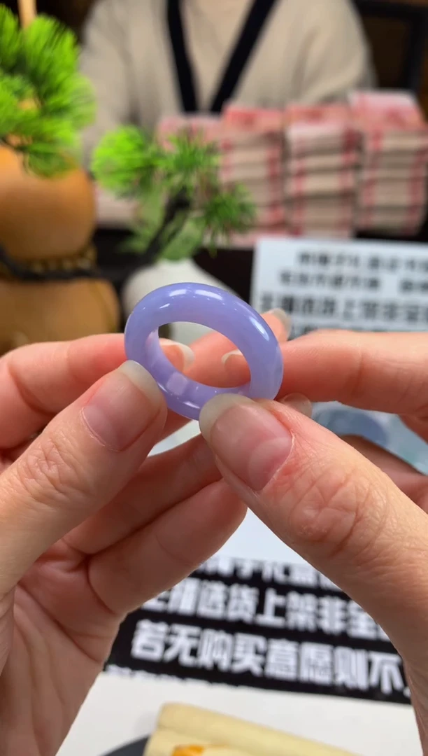 未镶嵌定制翡翠知**人---117671