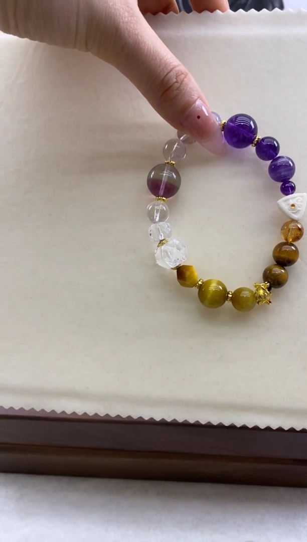 【闪购商品】水晶手链未镶嵌乌拉圭萤石