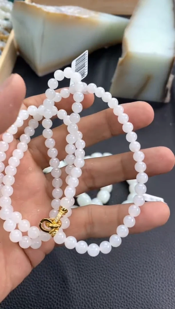 和田玉未镶嵌颈饰链子卡6