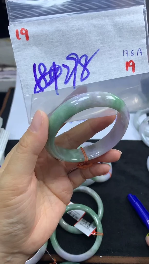 定制翡翠未镶嵌全19天然缅甸A货翡翠手镯拍一发一