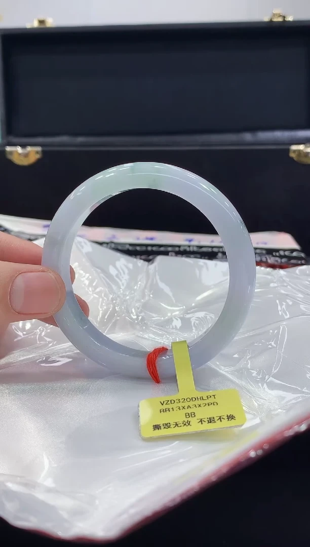 未镶嵌手镯翡翠翡翠手镯