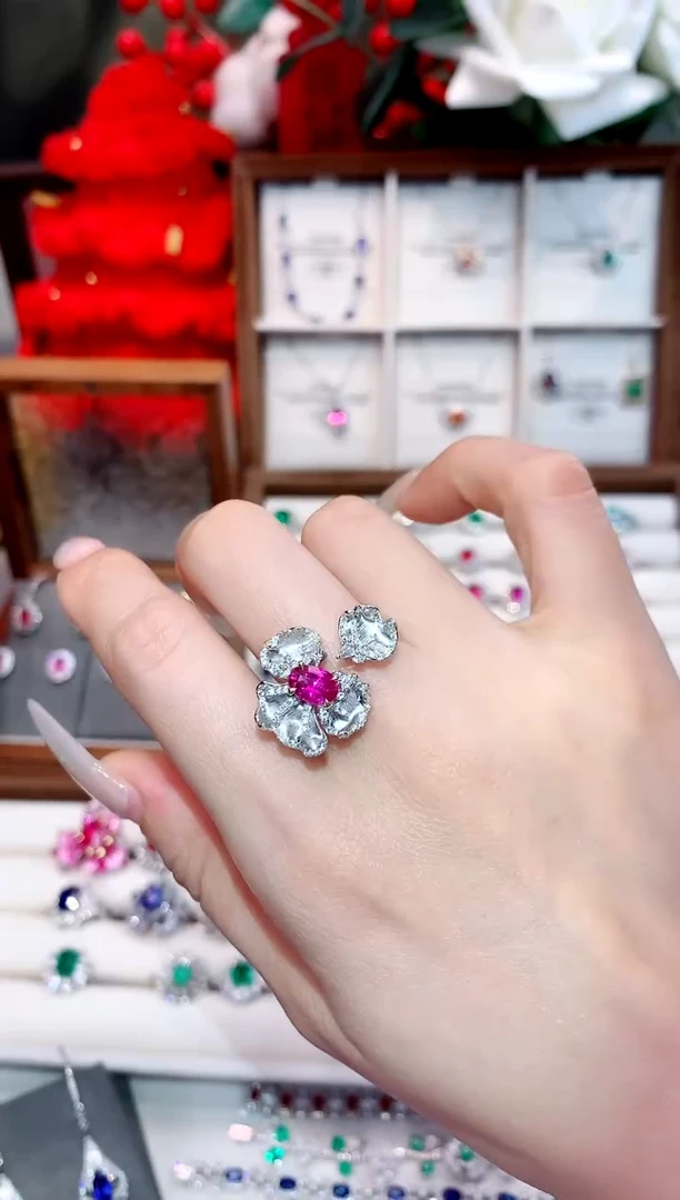 戒指彩色蓝宝石18K金镶嵌1.07ct/天然宝石/七天无理由