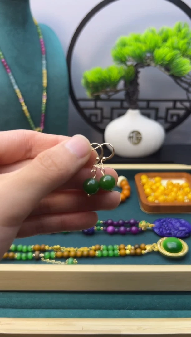 【闪购商品】和田玉耳饰14K金镶嵌E52