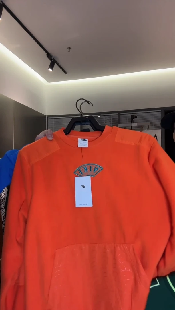 DQ5062-817    L     耐克