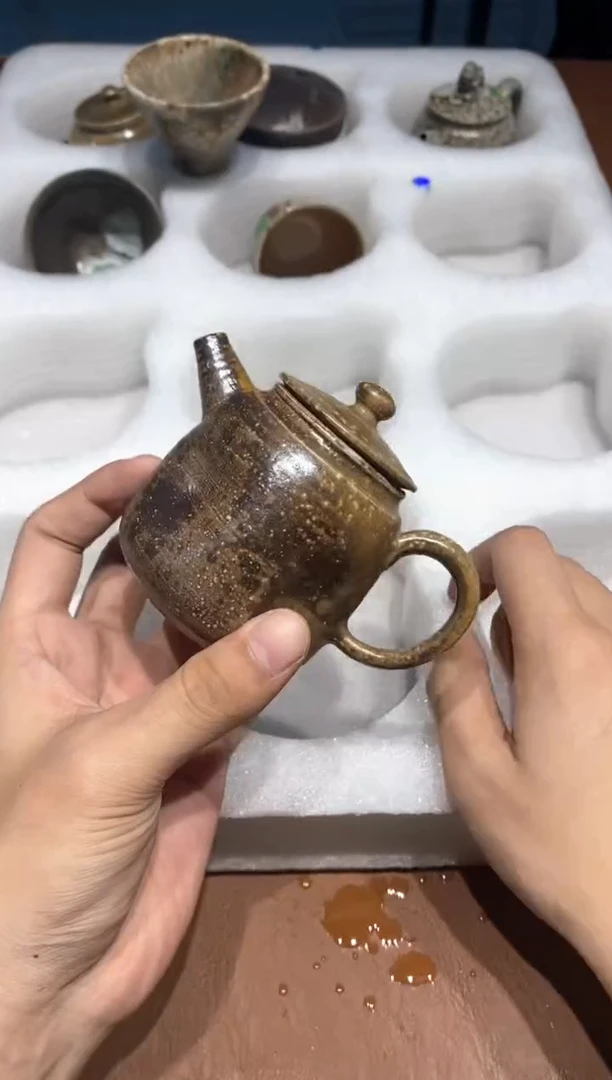 奢瓷/瑞寅柴烧茶器（壶）243 微瑕