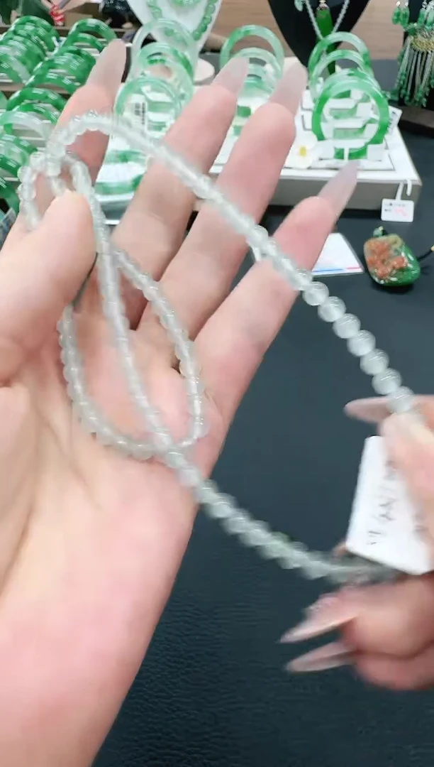 未镶嵌1石英质玉（非洲翠）/2463