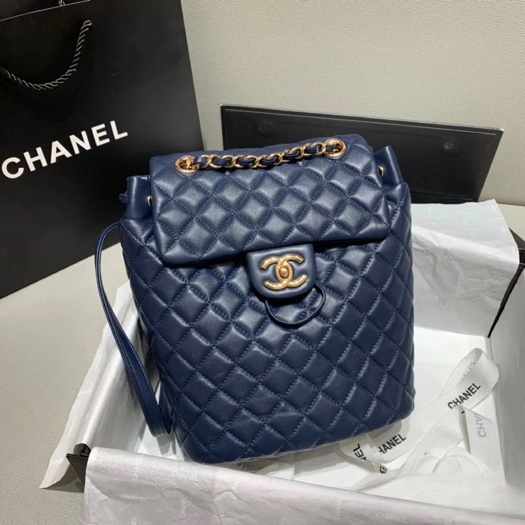 99新 Chanel/香奈儿 【杨贵妃专属】小号蓝黑色菱格萨尔斯堡双肩包