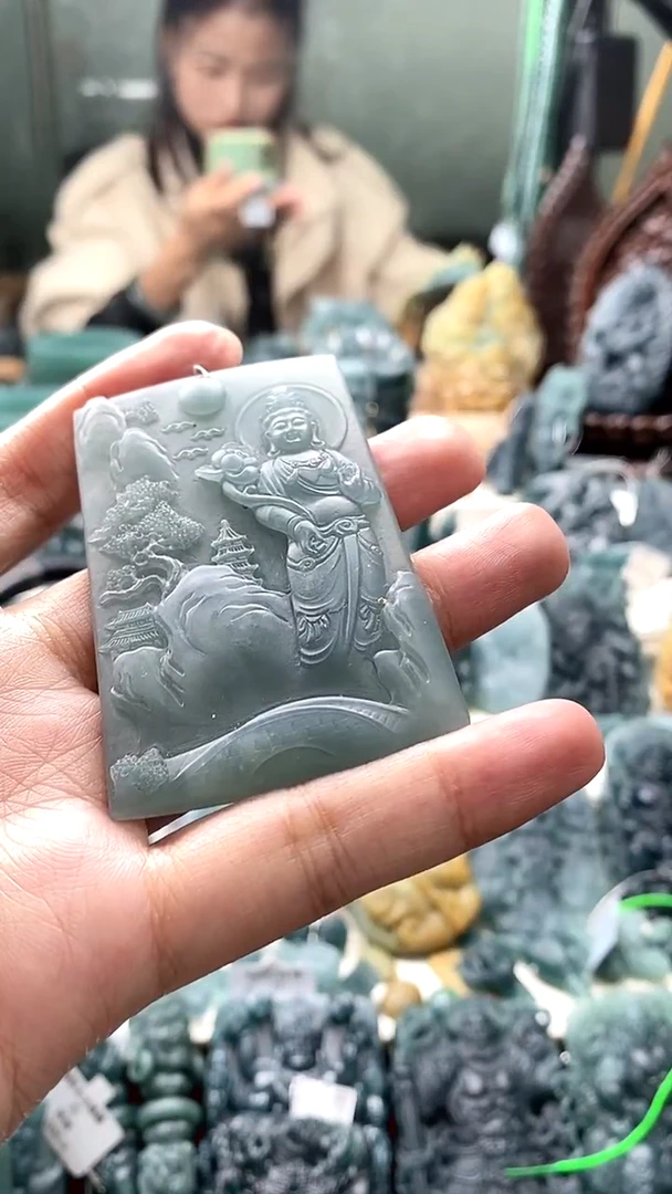 未镶嵌定制翡翠每***时翡翠毛货不退不换12.10