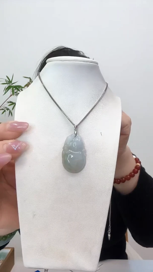 【闪购商品】翡翠颈饰银S925镶嵌葫芦赠合金链