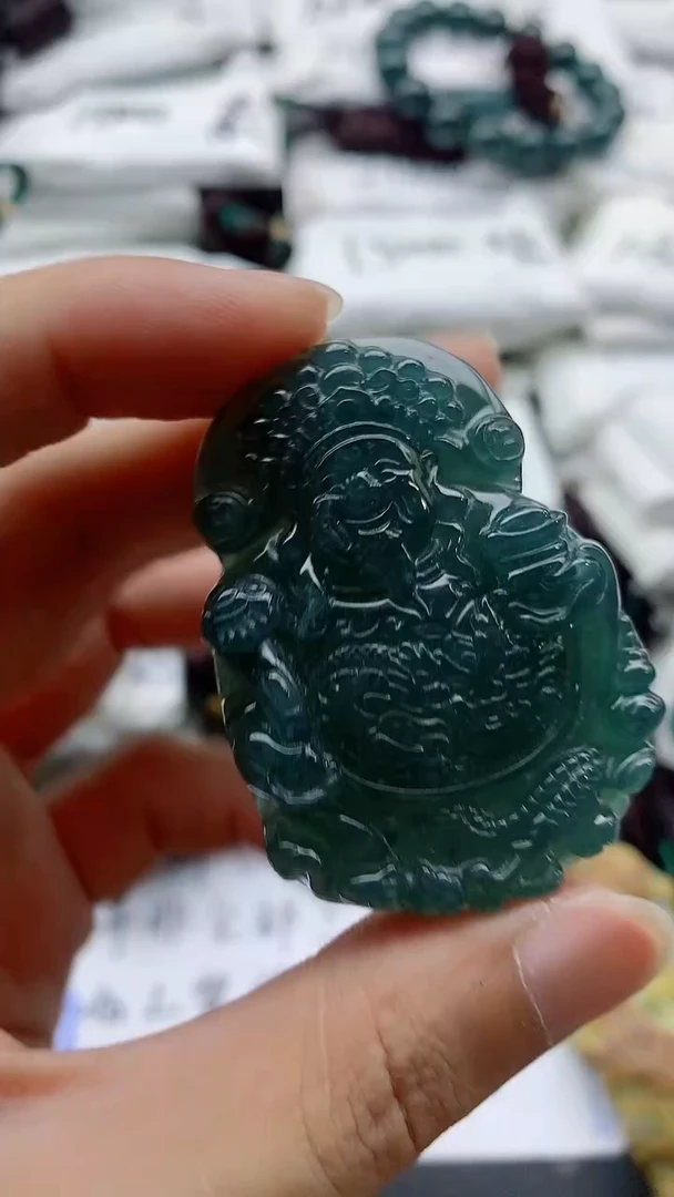 翡翠未镶嵌颈饰8888888888