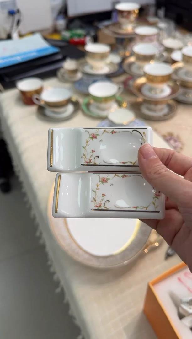 【闪购商品】瓷片筷架 福利款 微瑕 2个