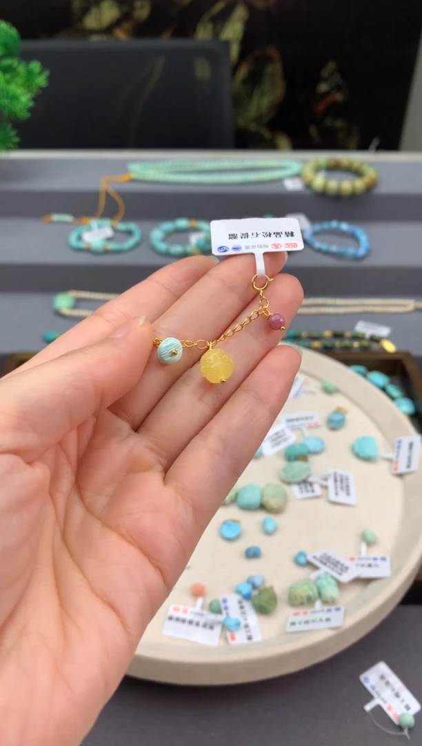 未镶嵌挂件南红玛瑙R121