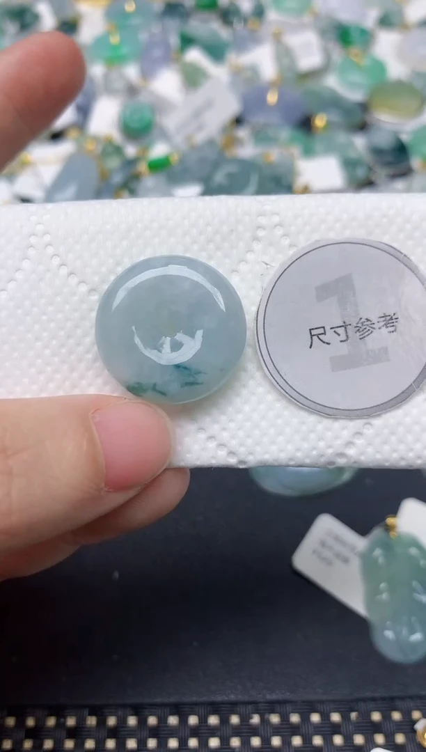 颈饰未镶嵌翡翠天然缅甸A货翡翠