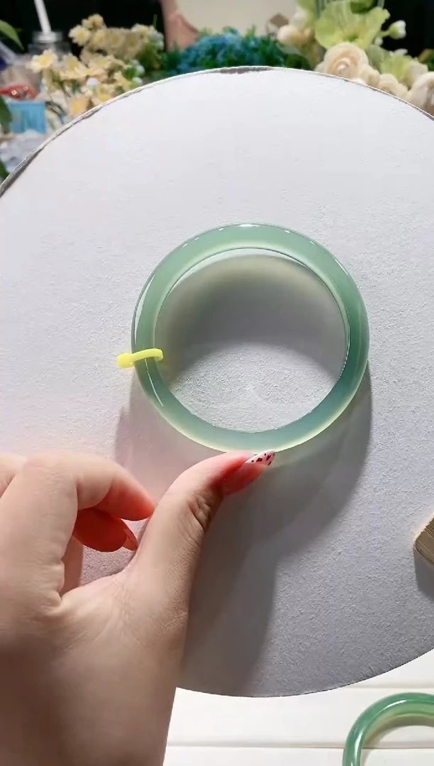 玛瑙/玉髓手镯未镶嵌162-63.7