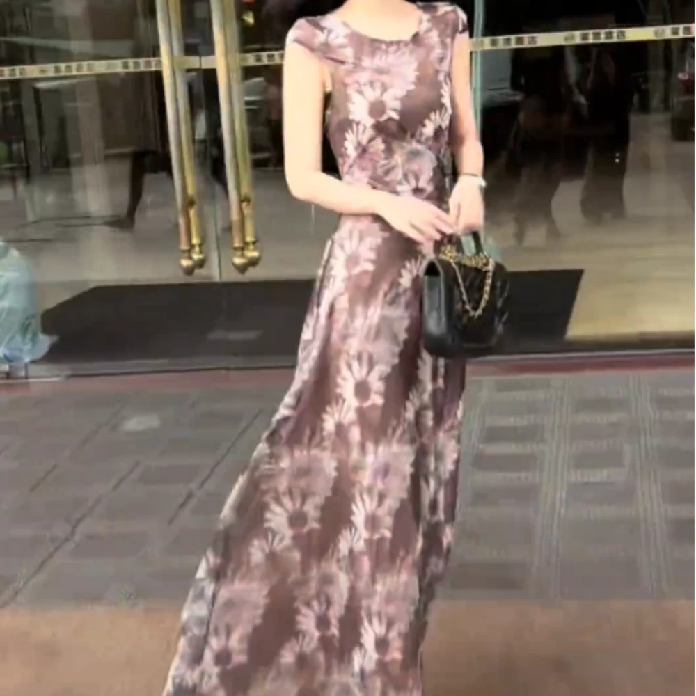 A字裙露肩高腰小香风V领连衣裙红色设计师夏季礼服CY502703