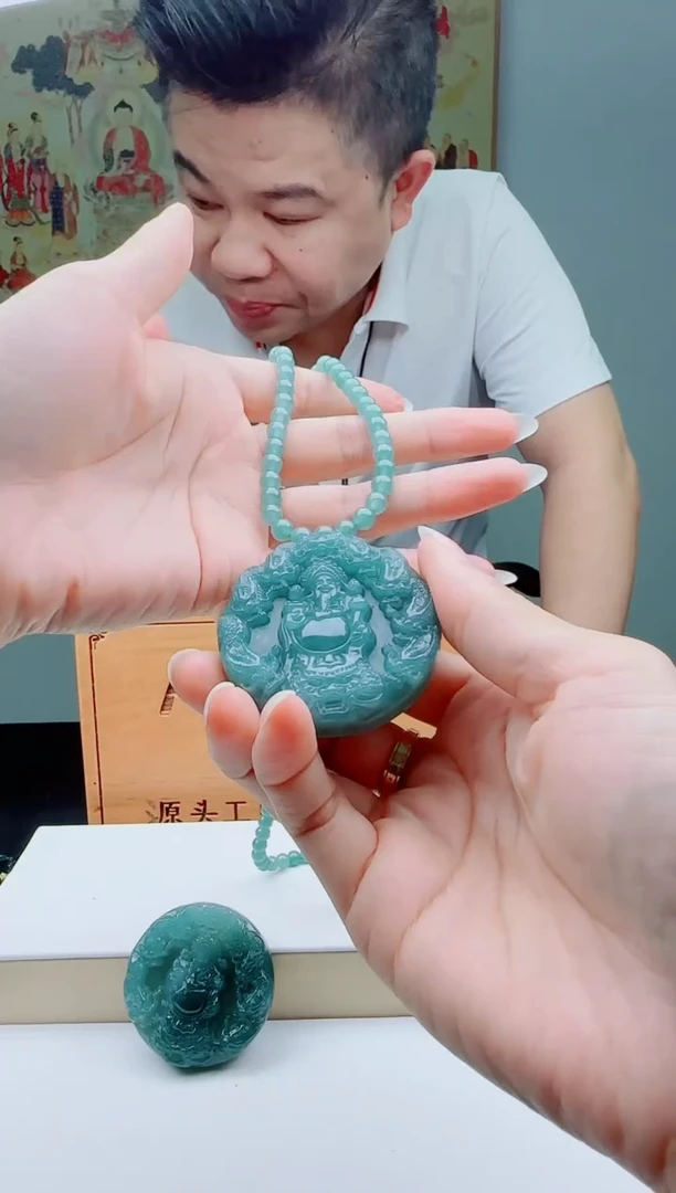 颈饰未镶嵌翡翠多样性发其一