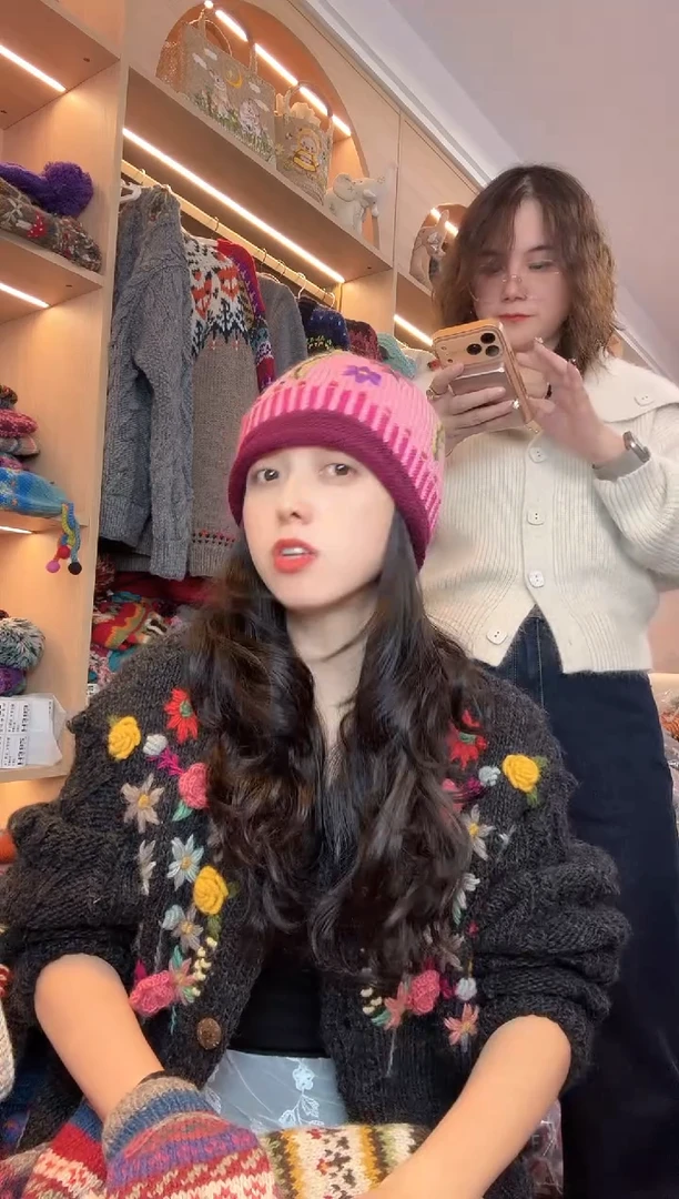 绵羊毛美利奴粉色刺绣冷帽（头围57以内）