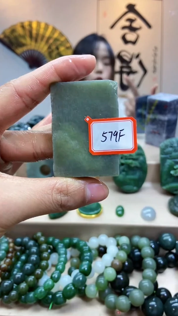 未镶嵌和田玉挂件1