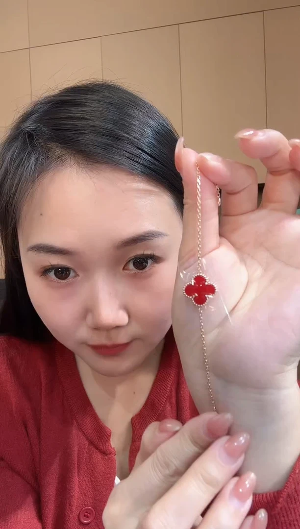 【闪购商品】玛瑙/玉髓手链18K金镶嵌红色k黄，单花四叶草手链GHJ