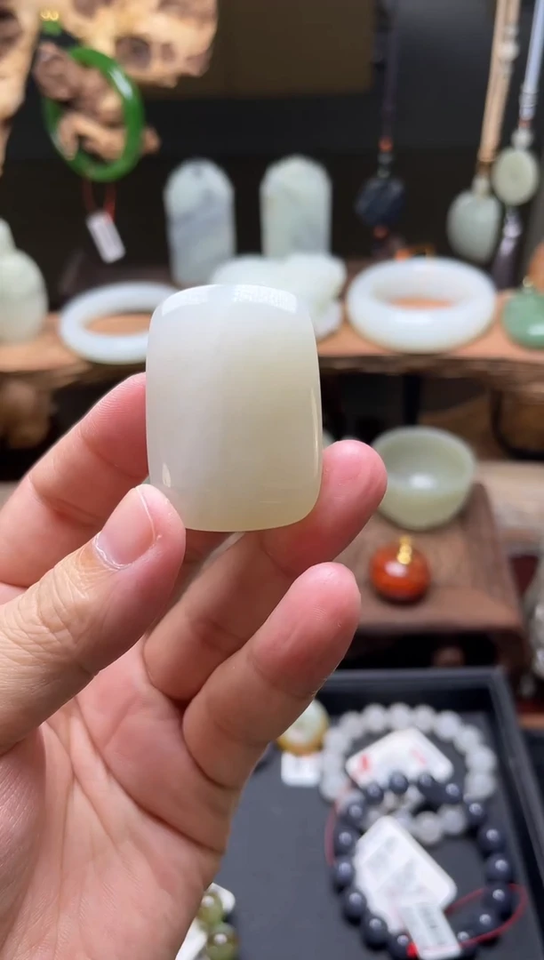 【闪购商品】和田玉吊坠未镶嵌烟紫烟灰 无事牌 9006768