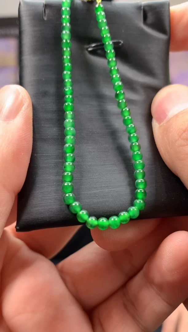 颈饰未镶嵌翡翠翡翠A货满绿手串